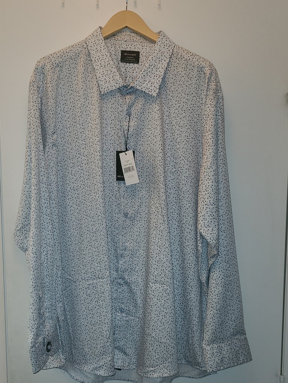 Bellissimo Light Blue Micro-Print Long-Sleeve Dress Shirt. 19-19.5 Neck, 36/37 S